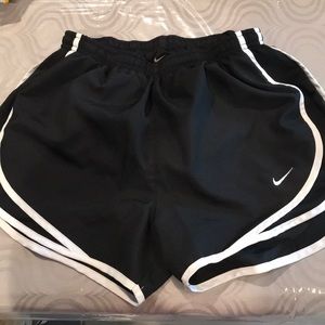 Nike running shorts size small women